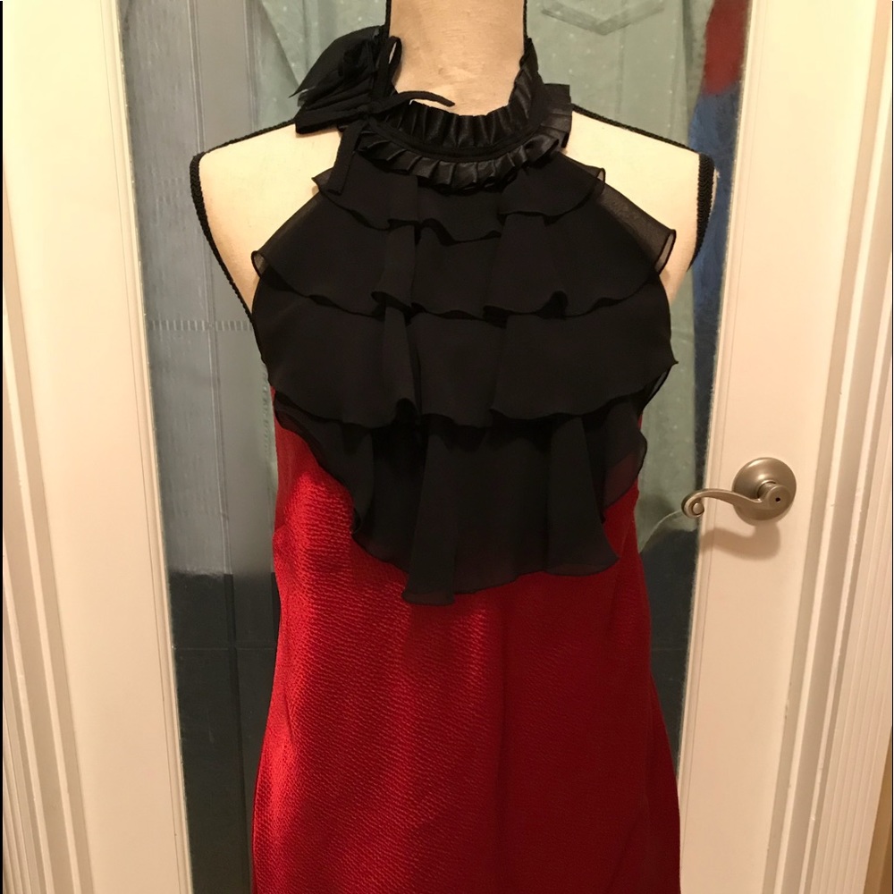 Women’s size large red and black Bisou Bisou top
